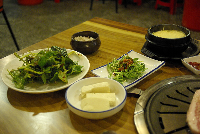 산청엔흙돼지 이미지
