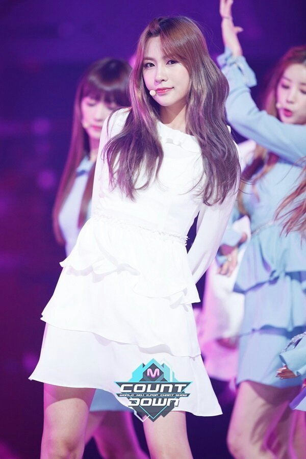 정말 잘큰 하영이.jpgif | 인스티즈