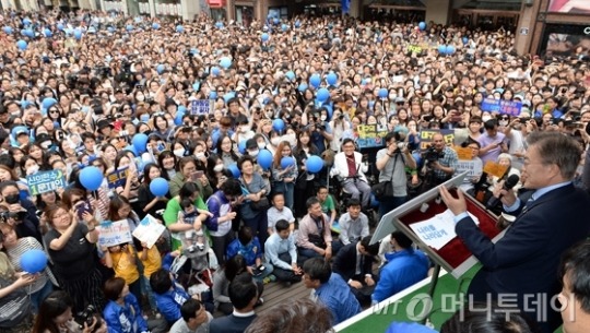 어제 문재인 대구 유세에서의 인파가 남다른 이유(대구 싸잡아서 욕하시는분들 봐주세요) | 인스티즈