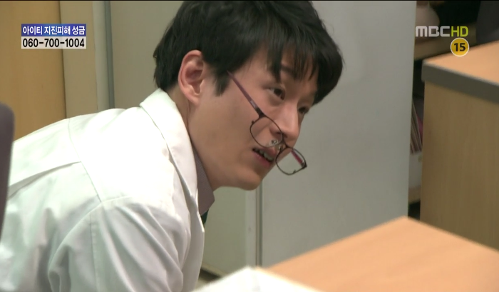 [지붕뚫고하이킥] 항의황(이지훈 뽀뽀어택).jpg | 인스티즈