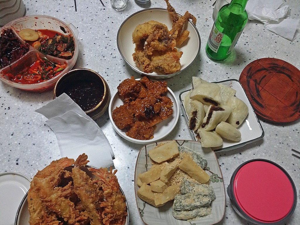 중앙휴게소 이미지