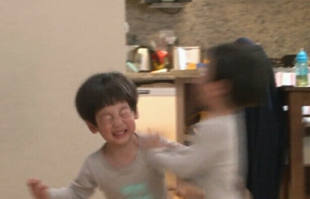 [슈퍼맨이돌아왔다] [이서언 외] 장난감 뺏기고 억울미 터진 서언이 | 인스티즈