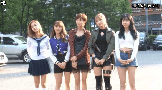 뮤비의상 입고 출근한 트와이스 | 인스티즈