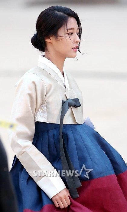 1월 3일 설현이 생일 기념해서 한번 올려보는 사진들 | 인스티즈