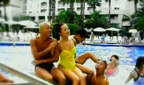 움짤)한때 강렬한 댄스곡으로 인기탑이였던 솔로여가수.jpg | 인스티즈