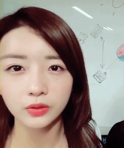 월요일이라 짜증나서 에이핑크 윤보미.jpgif | 인스티즈
