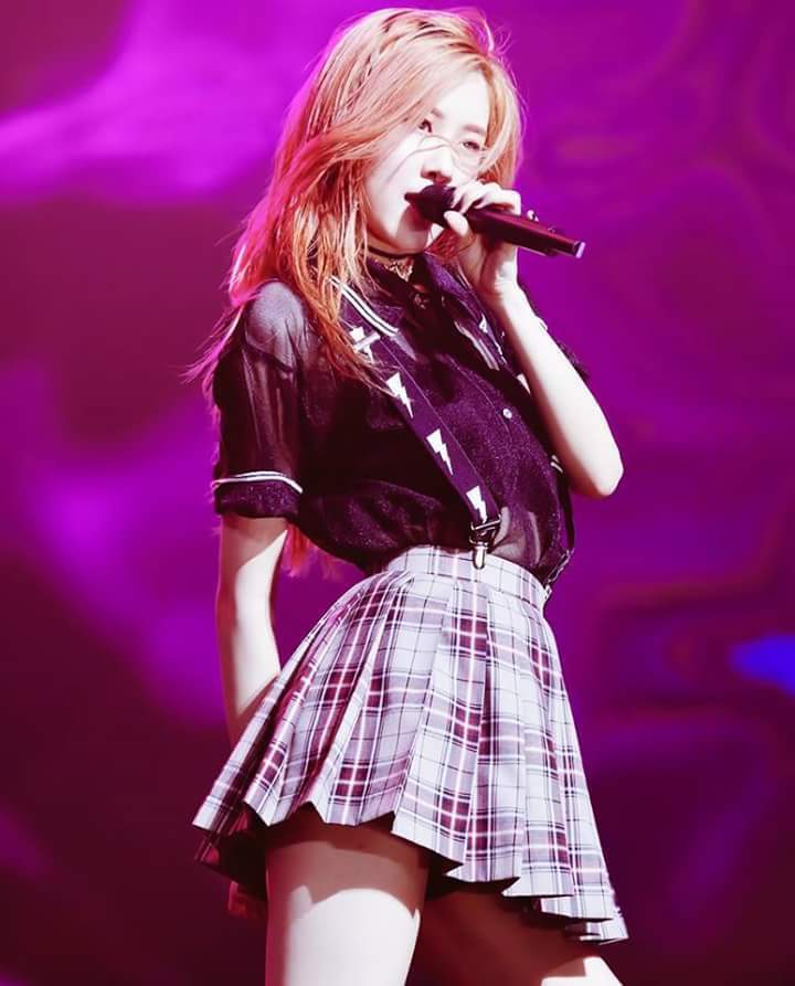 블랙핑크 로제.gif | 인스티즈