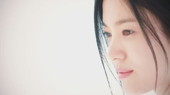 똥을 쳐바르고 다녀도 타고난 꿀피부vs 1일 3닭을 해도 타고난 개쩌는 몸매 | 인스티즈