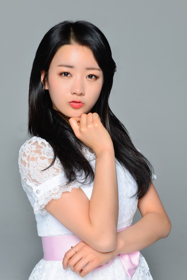 월요일이라 짜증나서 에이핑크 윤보미.jpgif | 인스티즈