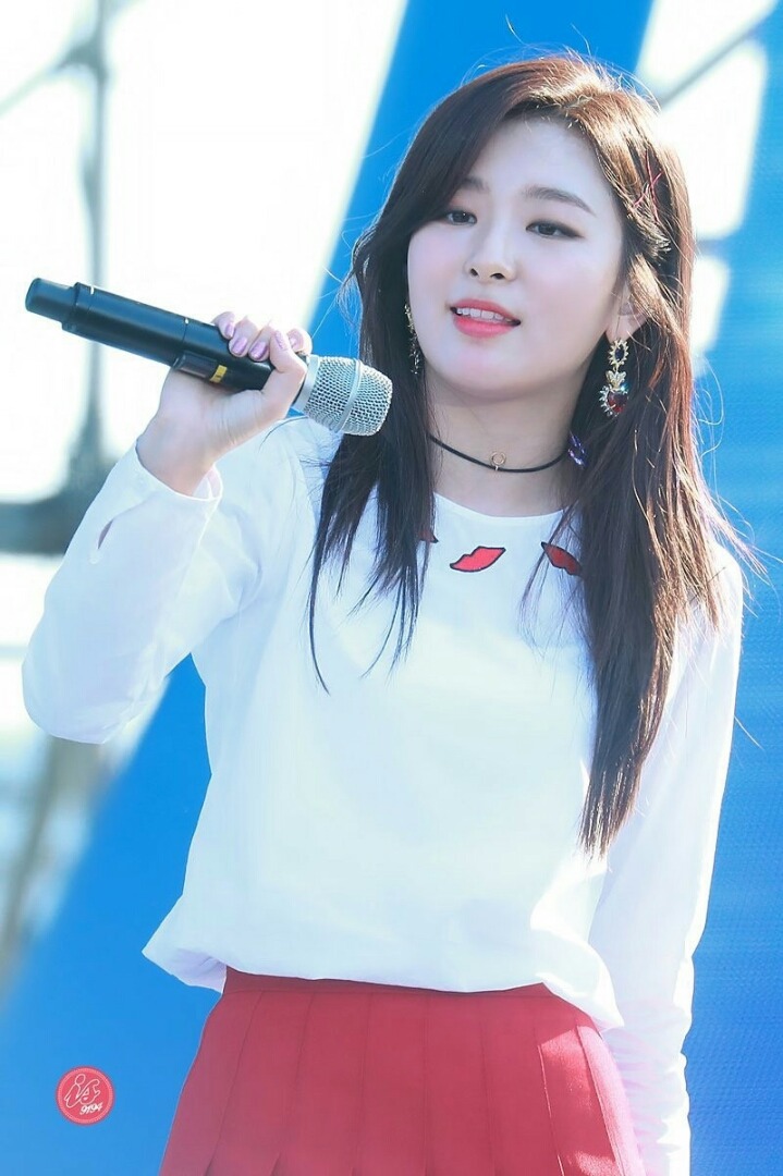 나른한 토요일에 슬기 | 인스티즈