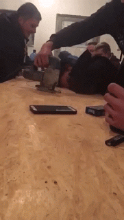 술 마시고 잠들면 벌어지는 일.gif | 인스티즈