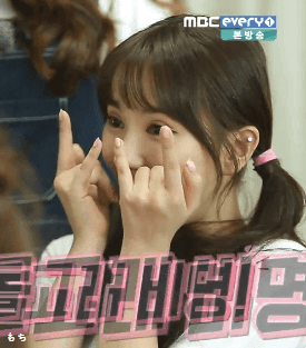 키스신에 대한 여자친구의 반응.gif | 인스티즈