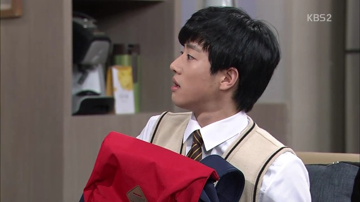 어렸을때부터 허물없이 지낸 소꿉친구가 있는 사람이랑 사귄다는것.jpg | 인스티즈
