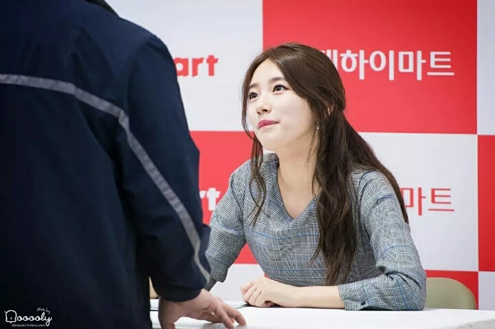 오늘자 반묶음 수지.jpgif | 인스티즈