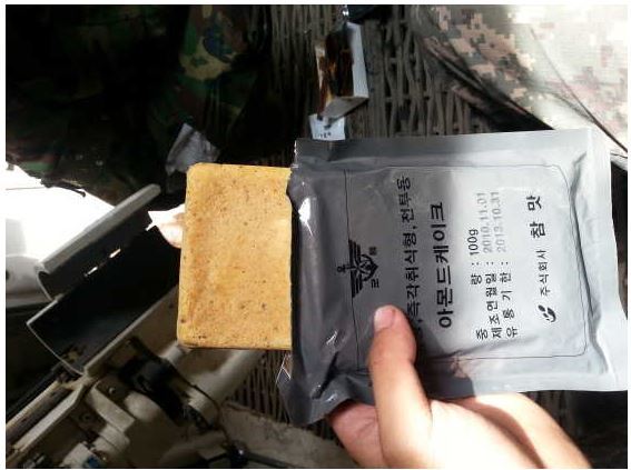 군필자중 은근 맛있다고 좋아했던 사람들이 많은 전투식량.jpg | 인스티즈
