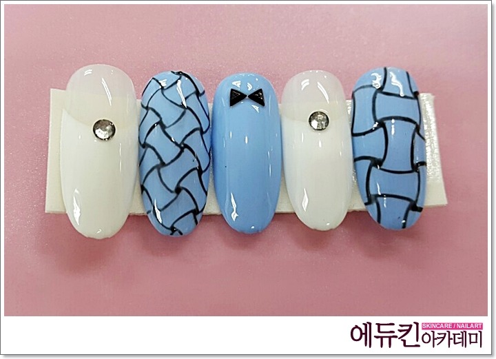 네일어때 이미지