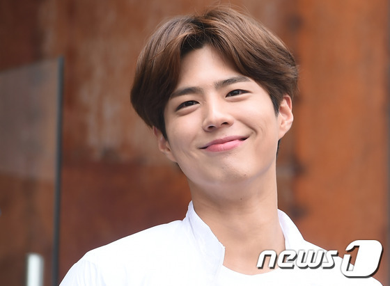 오늘자 왕자님 돋는 박보검.jpg | 인스티즈