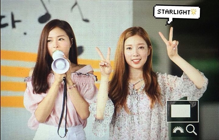 채경이랑 에이프릴 같이 찍은 사진 모음 | 인스티즈