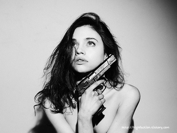 올리비아 핫세 전성기와 그녀의 딸의 모습.... | 인스티즈