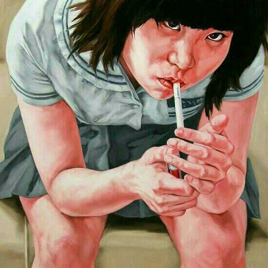 어두운 골목길에서 여고생이 이렇게 쳐다본다면 | 인스티즈