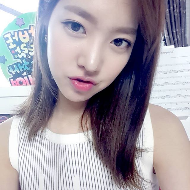 카톡으로 크리스마스때 약속 있냐고 물어보면 크리스마스 다음날 이제 봤다고 답장오게 생김 | 인스티즈
