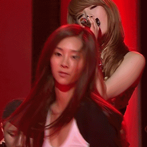 지나 데뷔전.GIF | 인스티즈