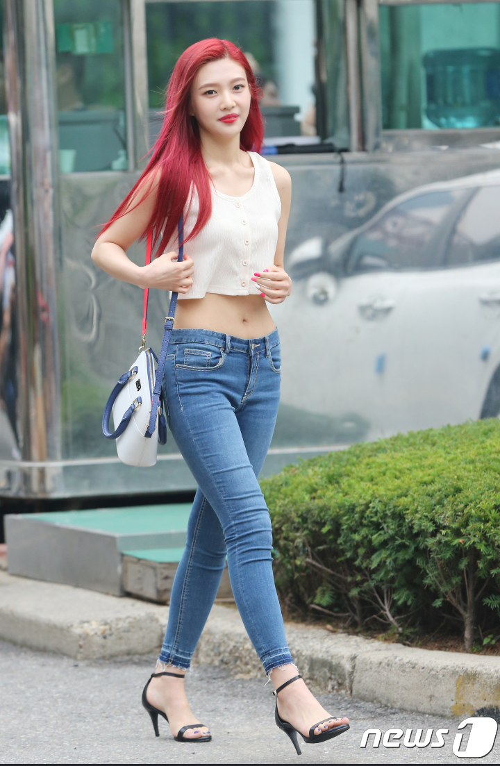 출근하는 레드벨벳. jpg | 인스티즈