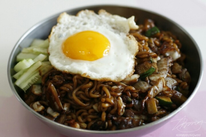 개인적으로 웬만한 짜장면보다 맛있는거 | 인스티즈