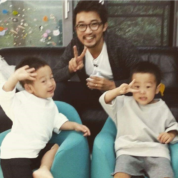 브이(V) 이미지