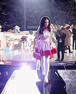 엄청 예뻤던 어제자 아이린.gif | 인스티즈
