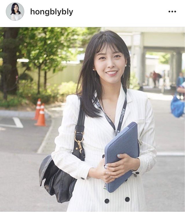 대학생 같이 입은 홍재경 | 인스티즈