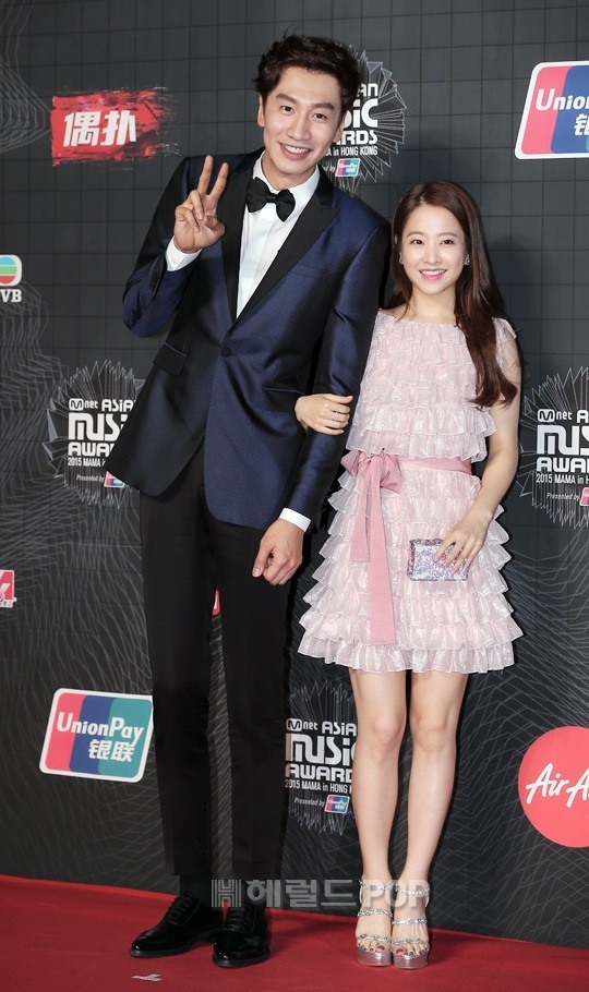 오늘자 박보영 박신혜 ㄷㄷ | 인스티즈