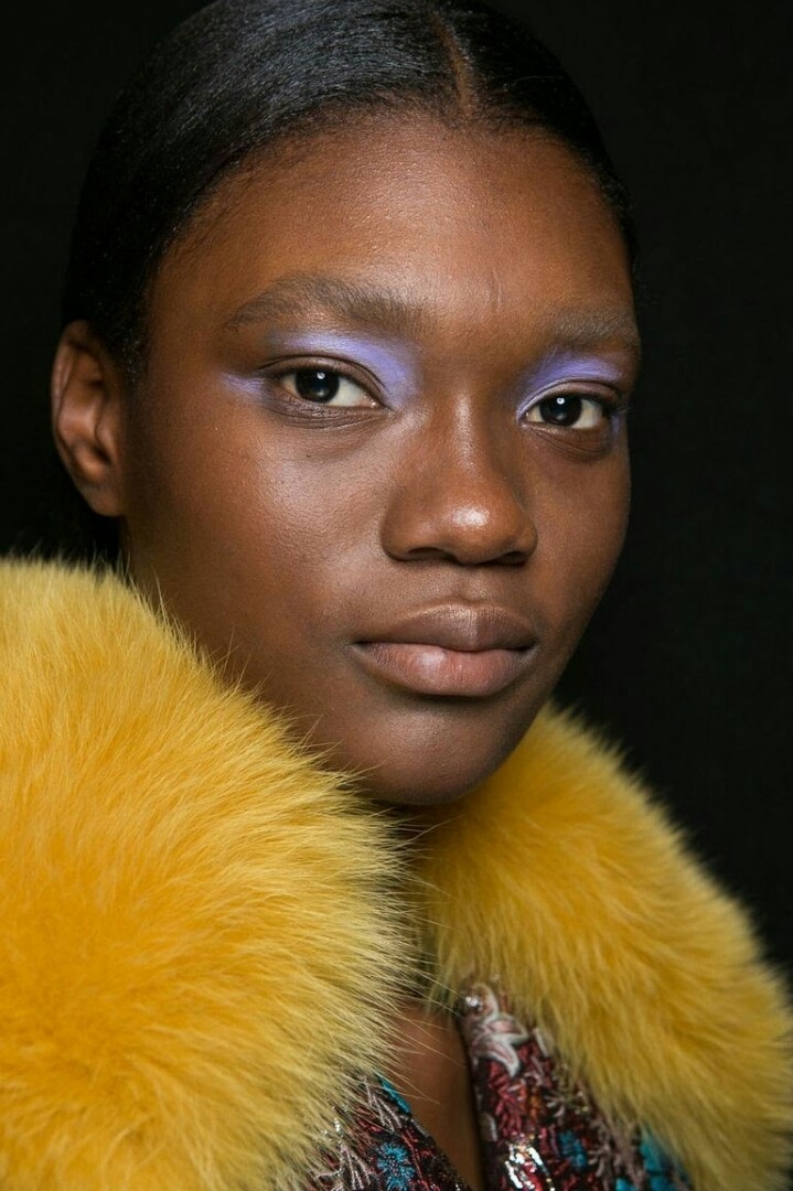 외국 잡지에서 패션위크를 통해 예측한 2017 가을&겨울 메이크업 트렌트 | 인스티즈