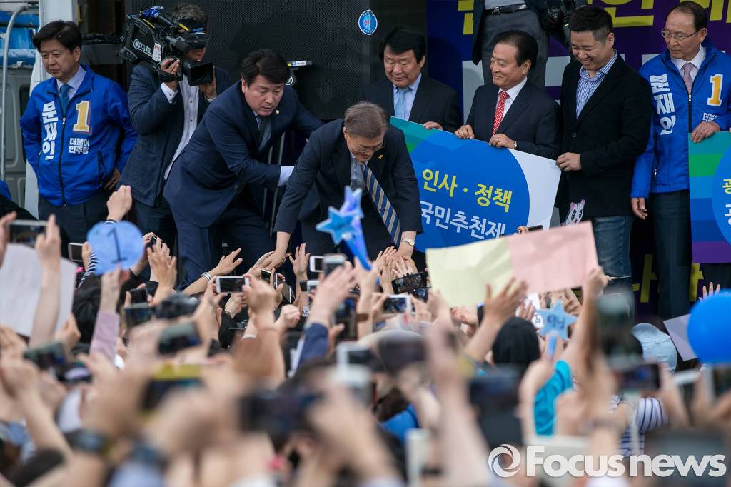 5/4 문재인후보 일산 유세현장 | 인스티즈