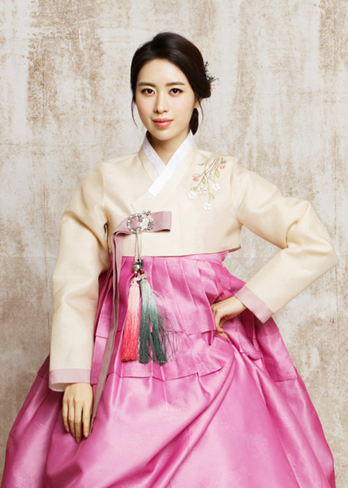한복이 대중화되지 못하는 이유 중 하나 | 인스티즈
