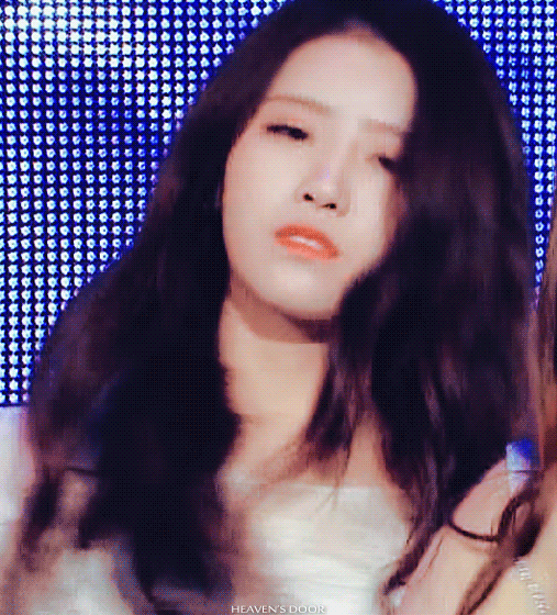 [러블리즈] 종착역의 황제가 등에 박힌 레플이 와서 미주 | 인스티즈