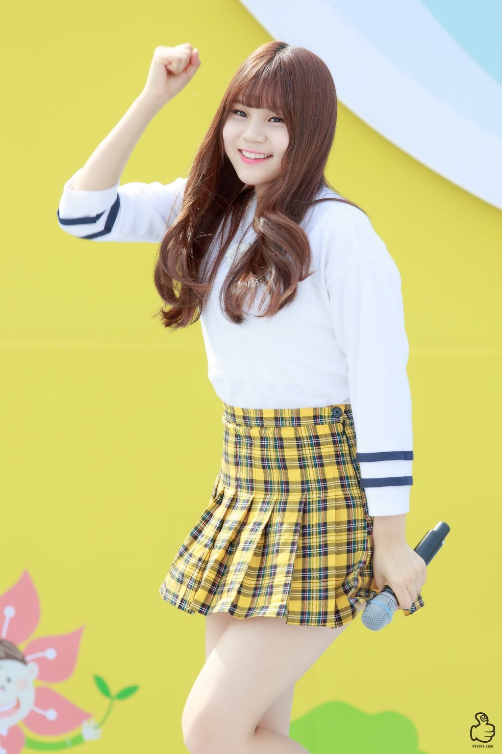 여자친구 귀요미 엄지.JPG | 인스티즈