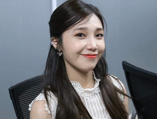 에이핑크의 메인보컬 정은지.jpgif | 인스티즈