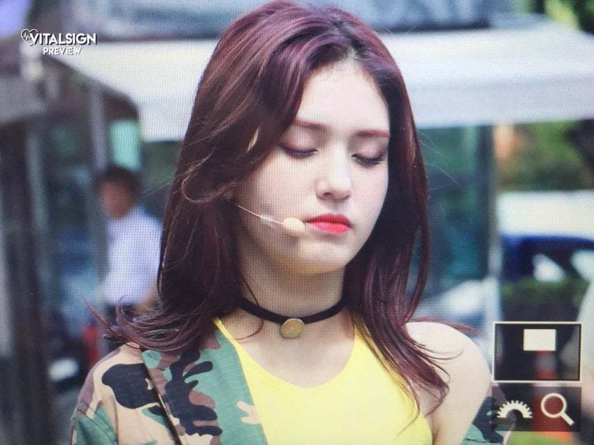 오늘자 패션왕 아이오아이 전소미 출근길 ㄷㄷ | 인스티즈