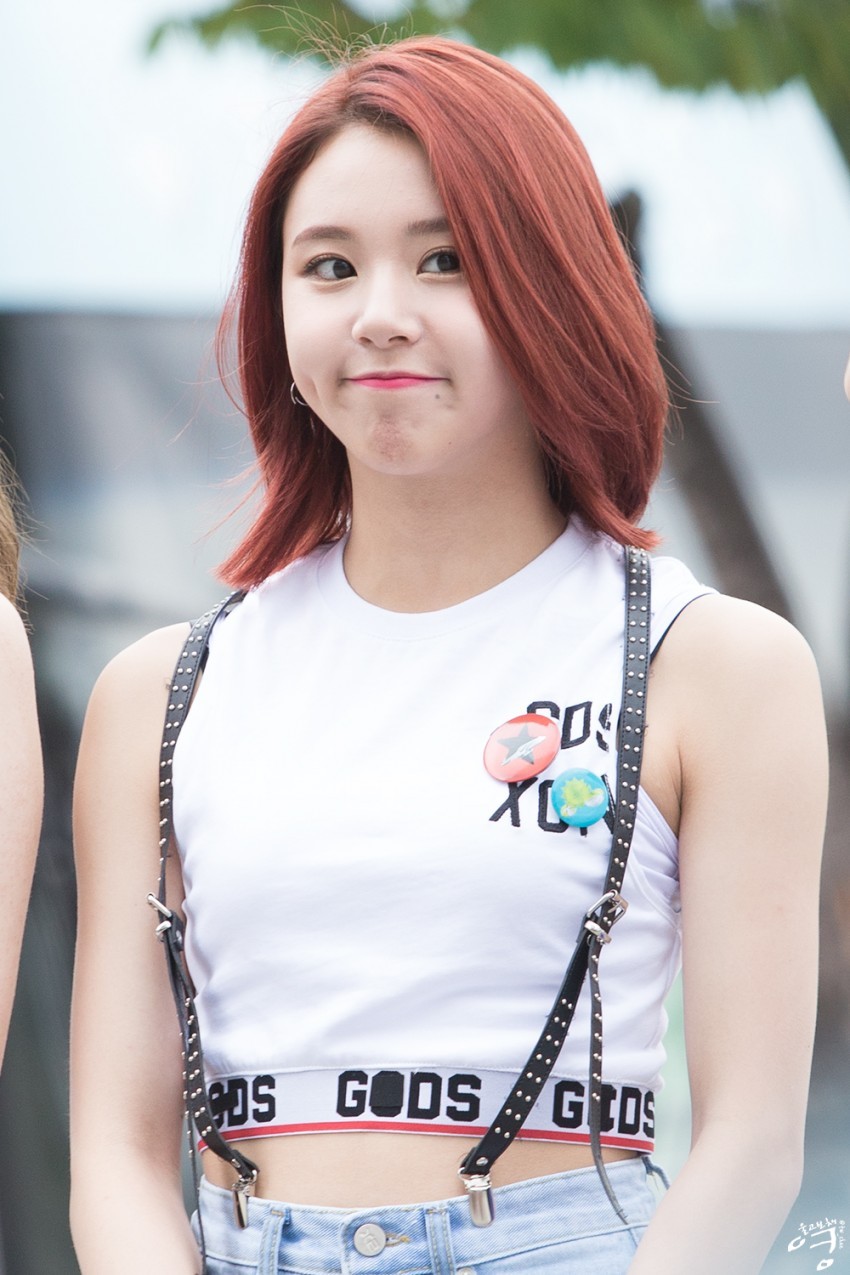 [트와이스] 오늘자 트와이스 미니팬미팅 & 역조공.jpg | 인스티즈