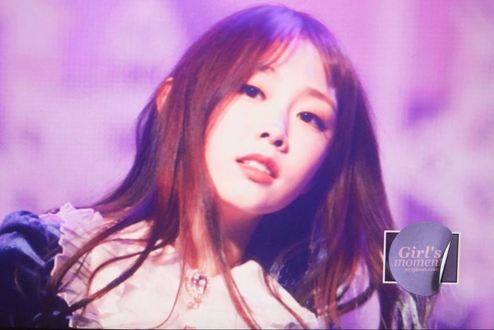 러블리즈 지수는 앞머리를 덮은게 낫다 vs 깐게 낫다 | 인스티즈