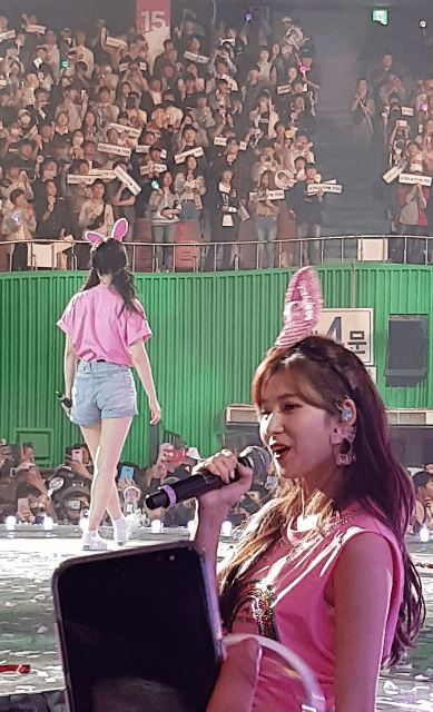 트와이스 사나 앞에서 보면 이런느낌 | 인스티즈