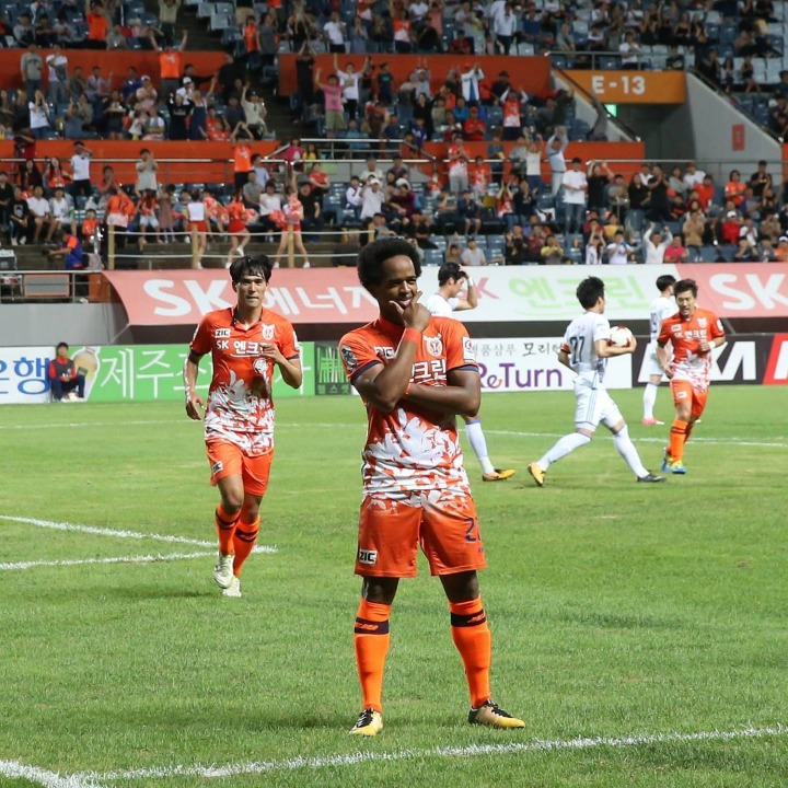 직장동료가 이직해서 송별회 해줬는데 3일만에 돌아왔어요 | 인스티즈