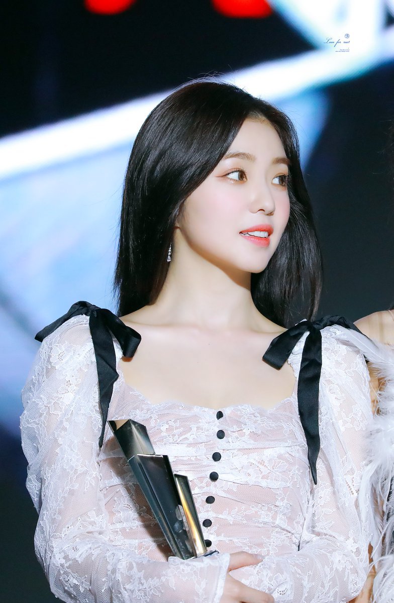 좀 심하게 예쁜 아이린.jpgif | 인스티즈