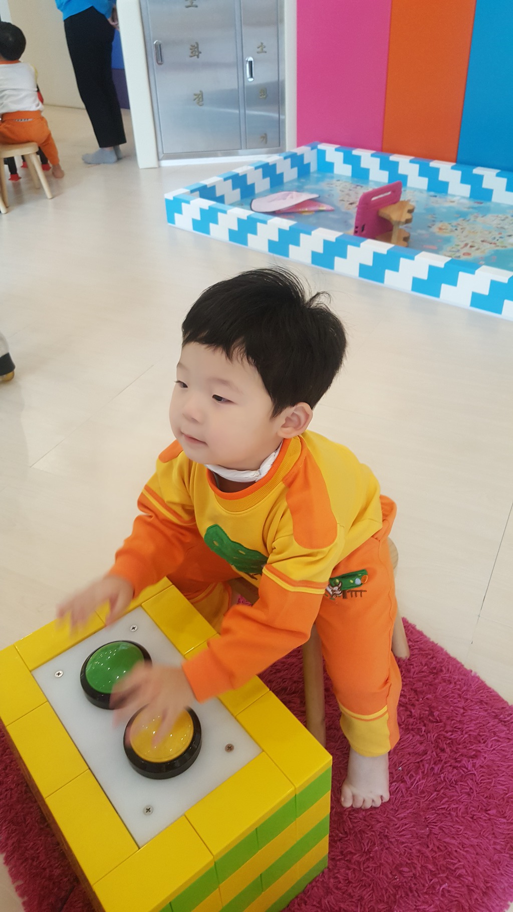 펀토리 이미지