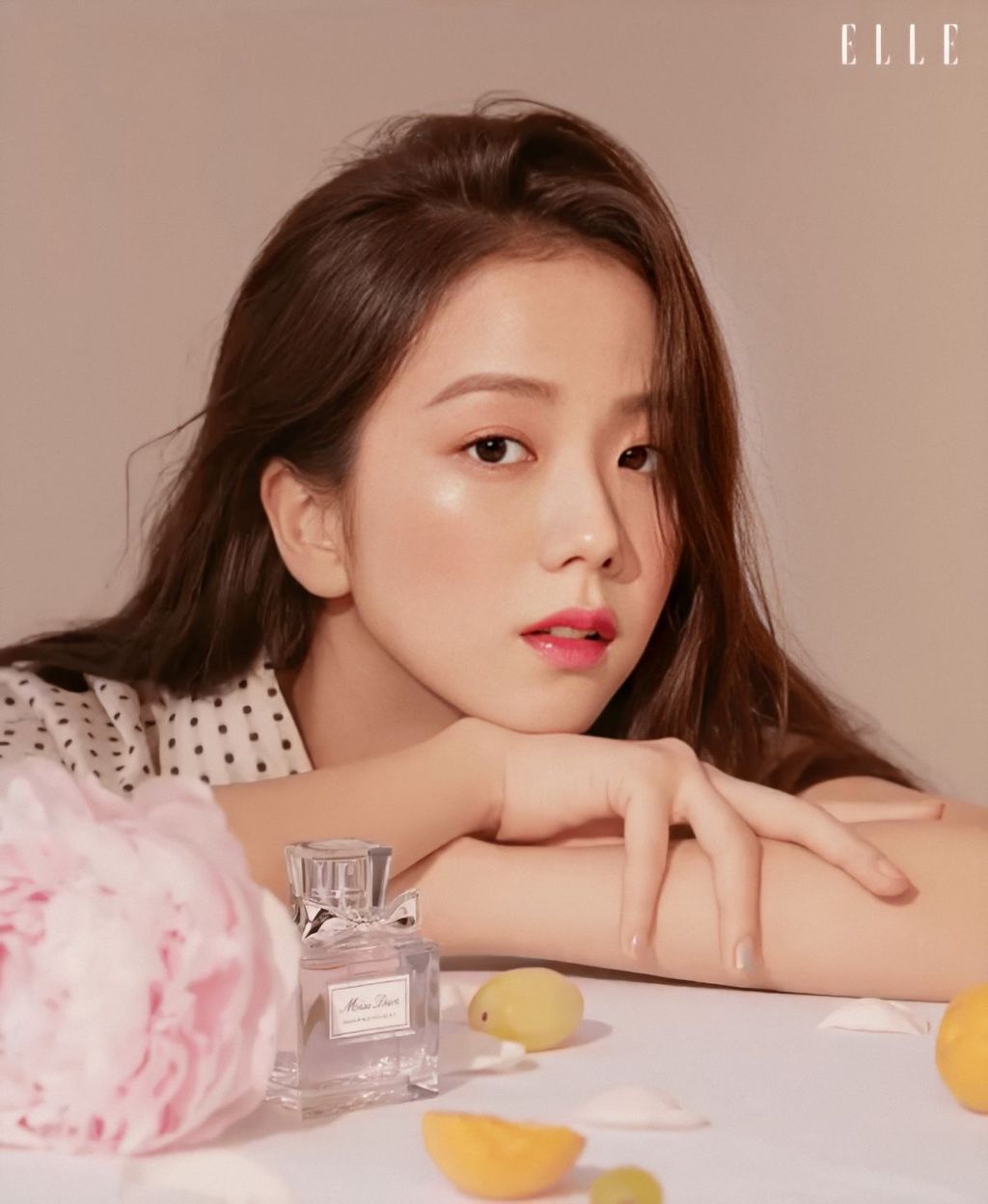 멤버 전원이 명품 브랜드 하나씩 끼고있는 걸그룹.jpg | 인스티즈