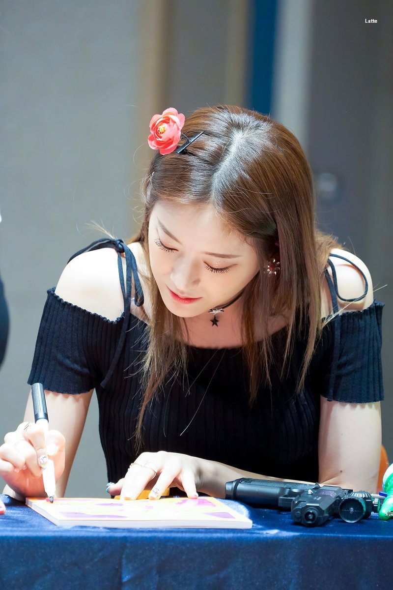 프로미스나인의 개죽이 장규리.jpg | 인스티즈