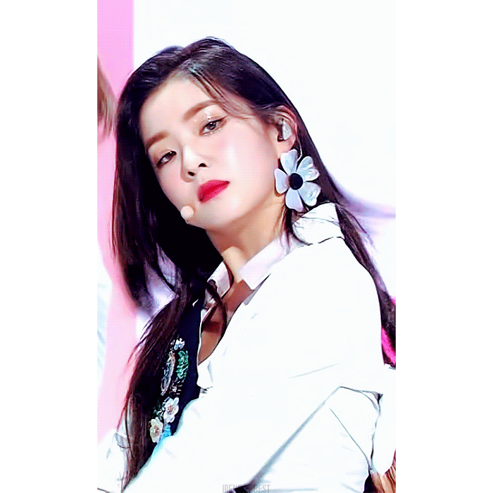 오늘 뮤뱅 컴백무대 레드벨벳 아이린.gif | 인스티즈