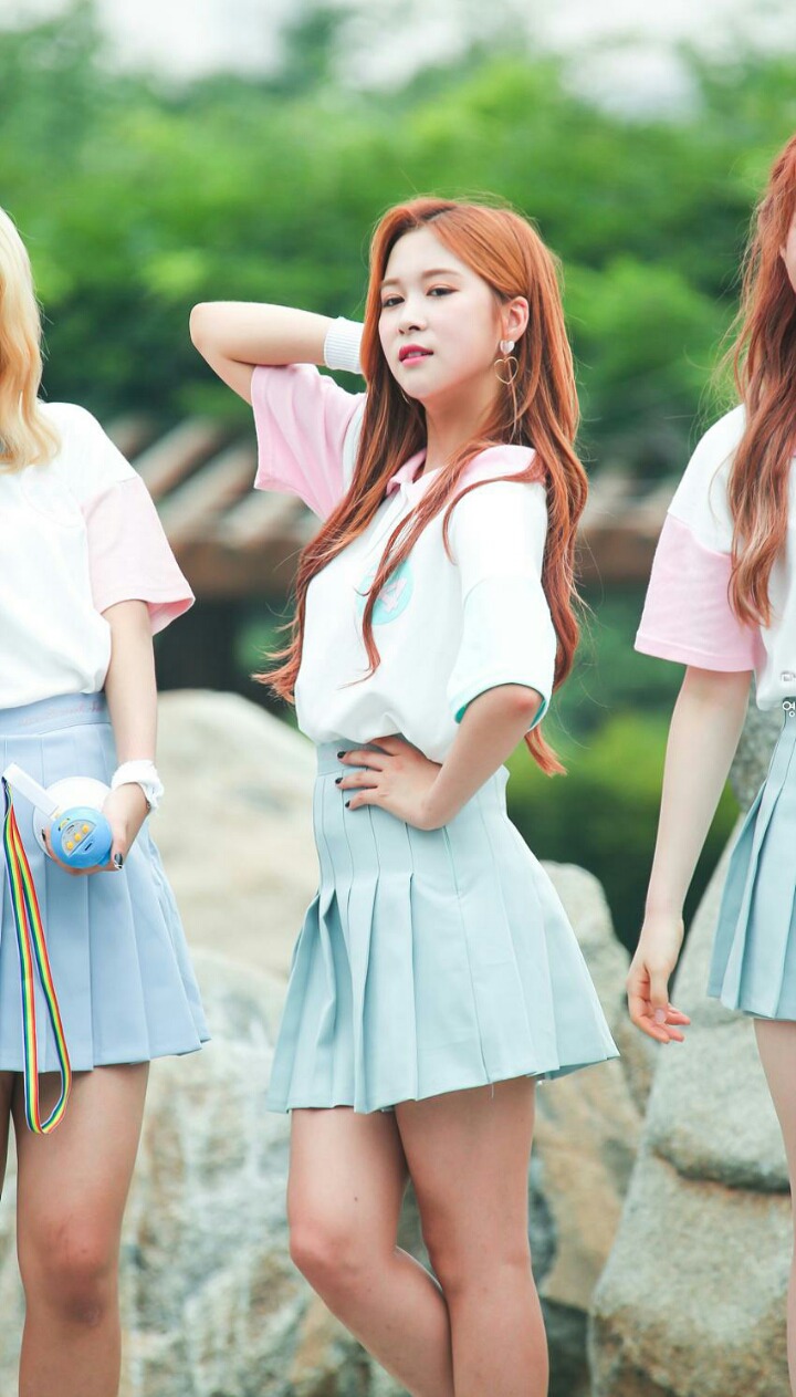 섹시포즈 뺏긴거에 대한 우주소녀 루다의 생각 | 인스티즈
