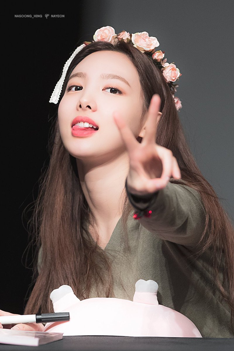 트와이스의 맏내 임나연.jpgif | 인스티즈
